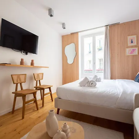 Montmartre Lovers Apartament